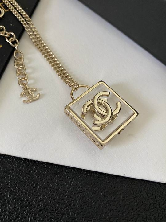 Chanel necklace 11lyh278